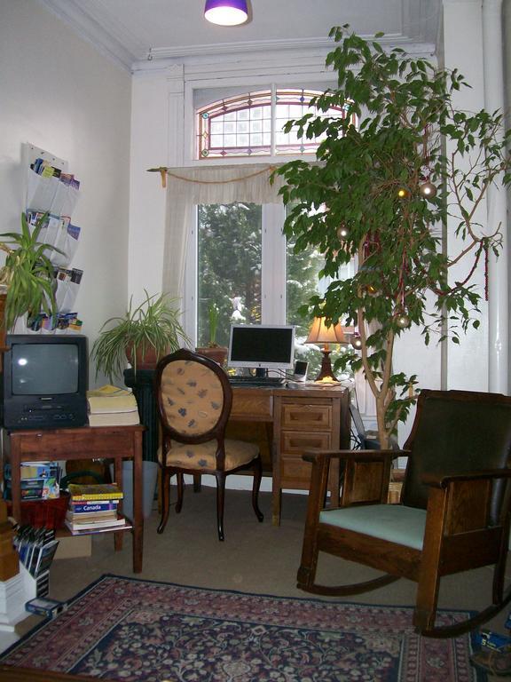 Mcgill Inn B&B Торонто Экстерьер фото