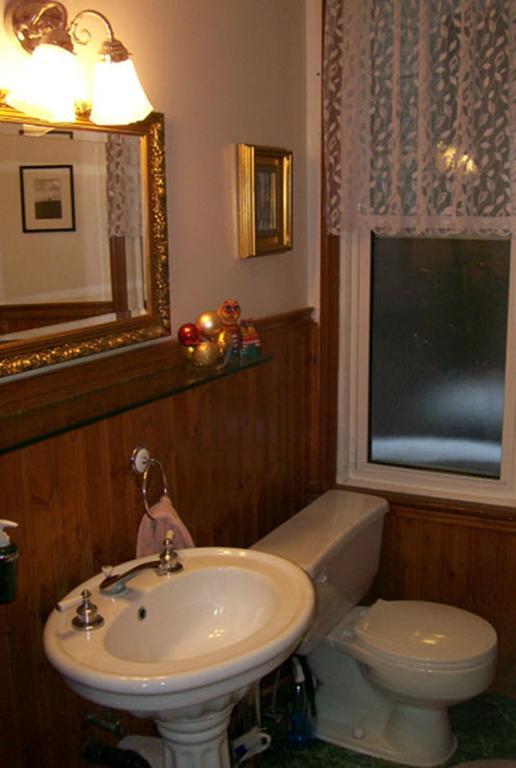 Mcgill Inn B&B Торонто Экстерьер фото